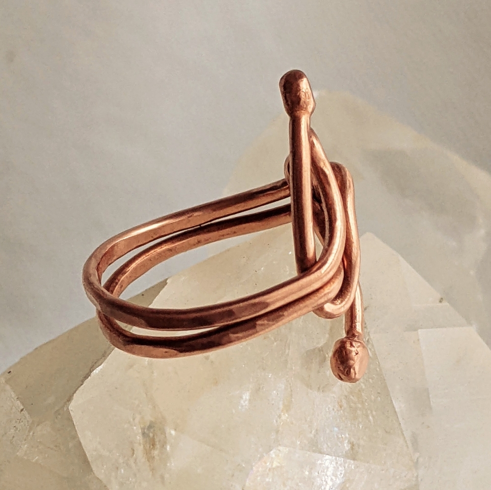 Dynamic Copper Ring Artisan Crafted - image 3